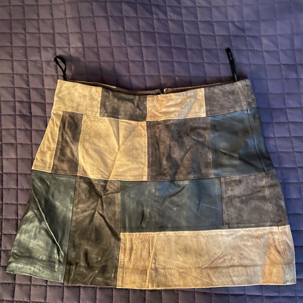 Thrown way back! Vintage BEBE leather patch skirt! - Picture 1 of 6